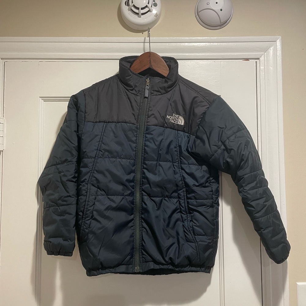 North Face Blue & Black Size M Puffy Jacket